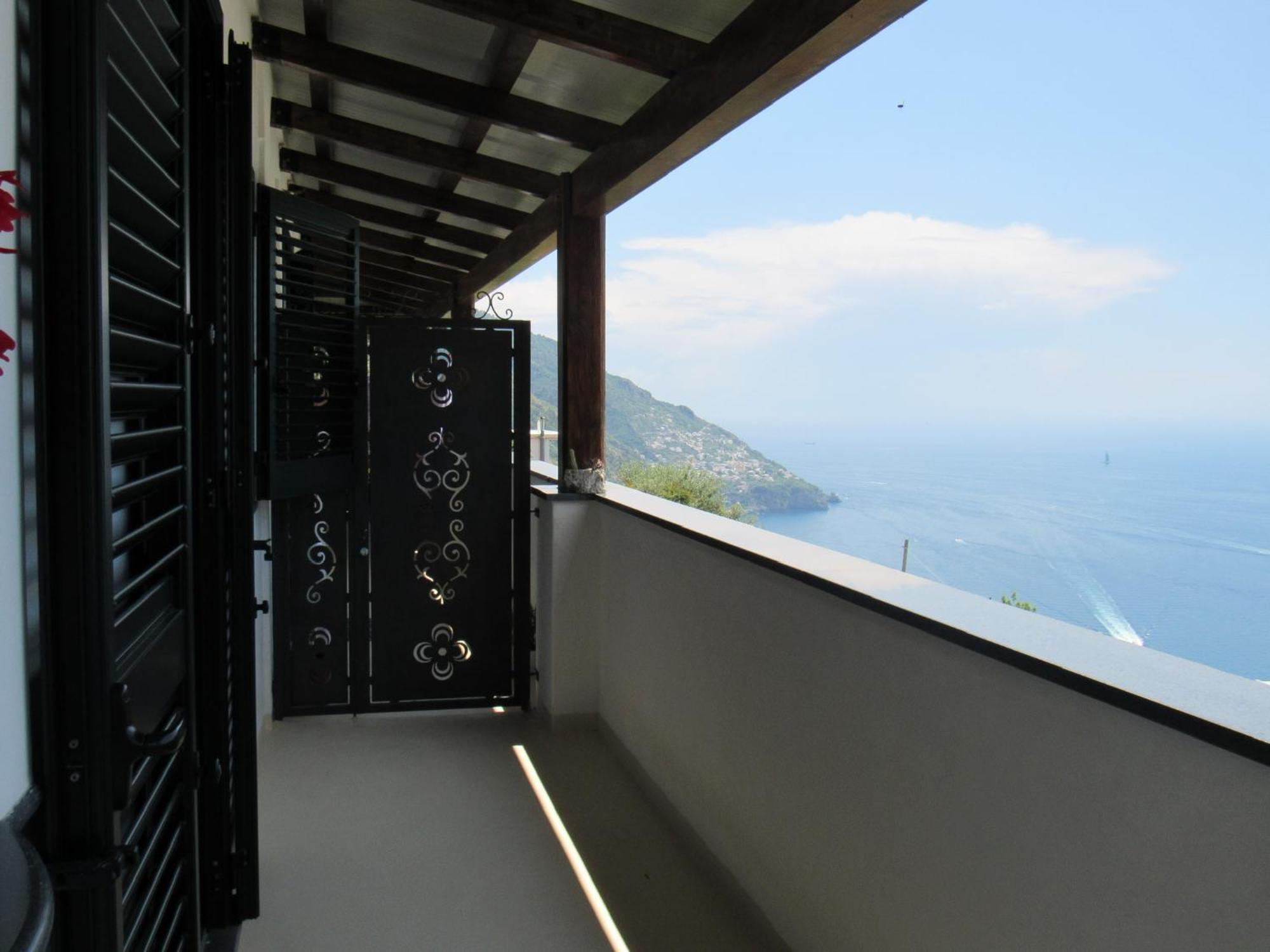 Casa Vacanze Il Libeccio Positano Exterior photo